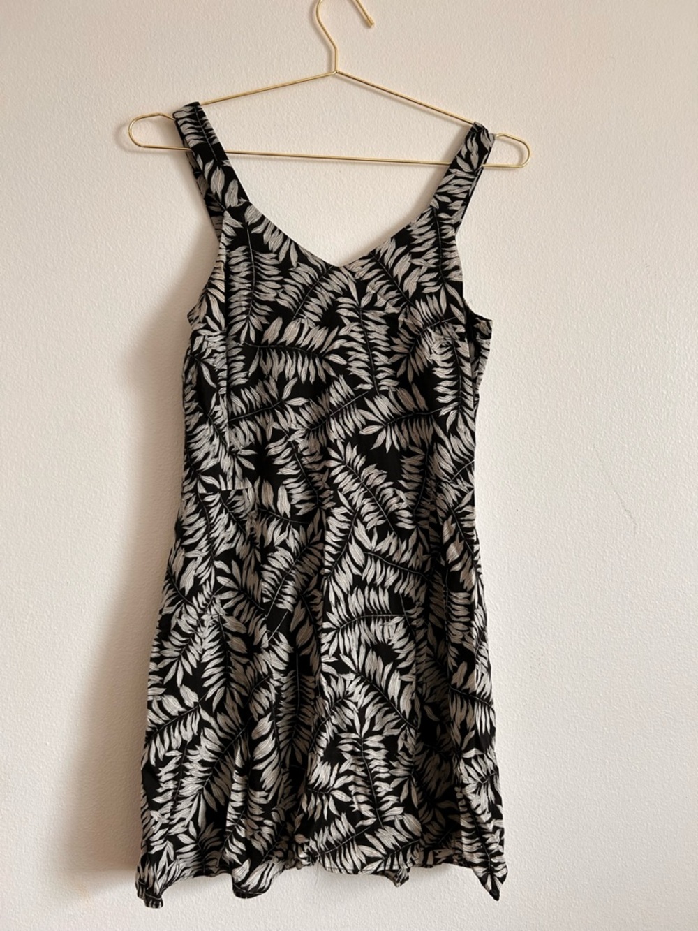 1. State Black & White Fern-Print Mini Dress